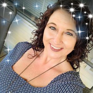 Meet your Posher, Shelly